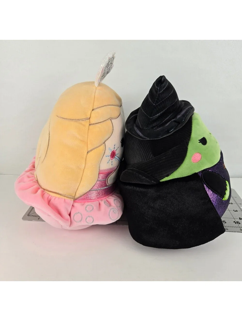 Squishmallows Wicked Glinda & Elphaba 10